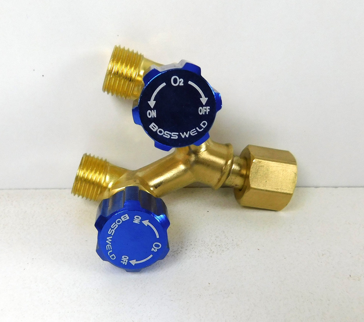 Twin Hose Joiner "Y" connector RH (Oxygen or Argon) With Taps 400195