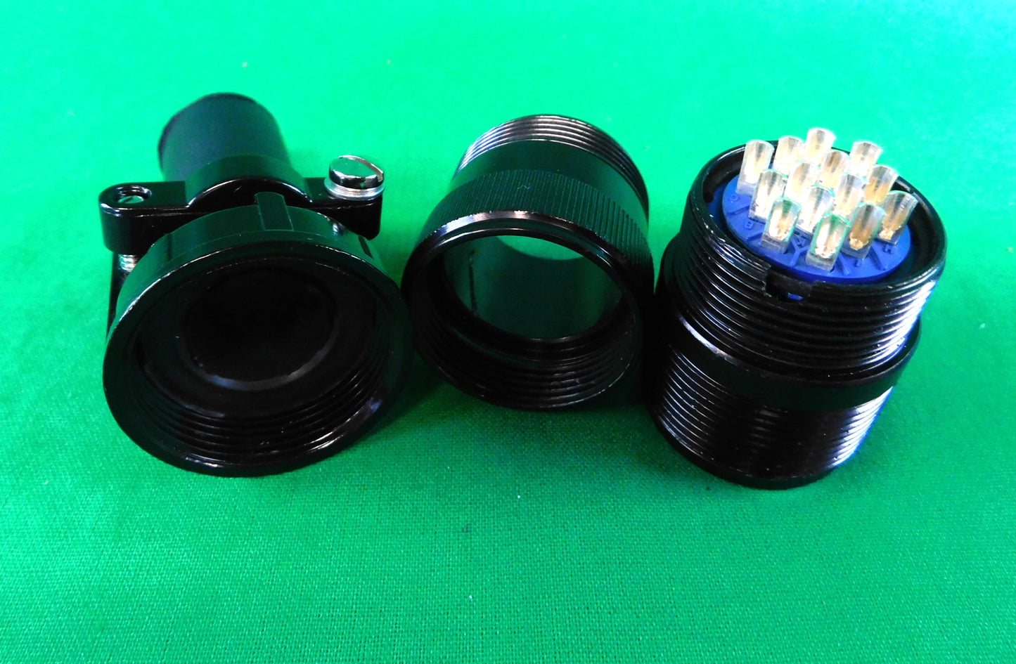 14 Pin Amphenol Straight Plug Female Threaded Shaft