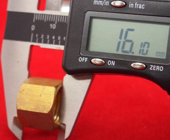 Gas Hose Fitting NUT RH 5/8" (Argon & Oxygen) 400201