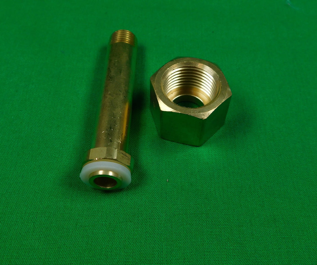 Gas Regulator Nut & Spigot Co2Type 30 Reg Bob The Welder