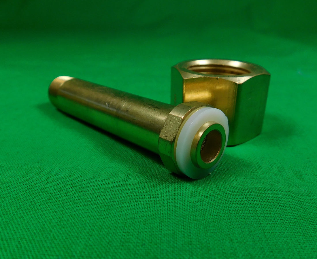 Gas Regulator Nut & Spigot Co2Type 30 Reg Bob The Welder